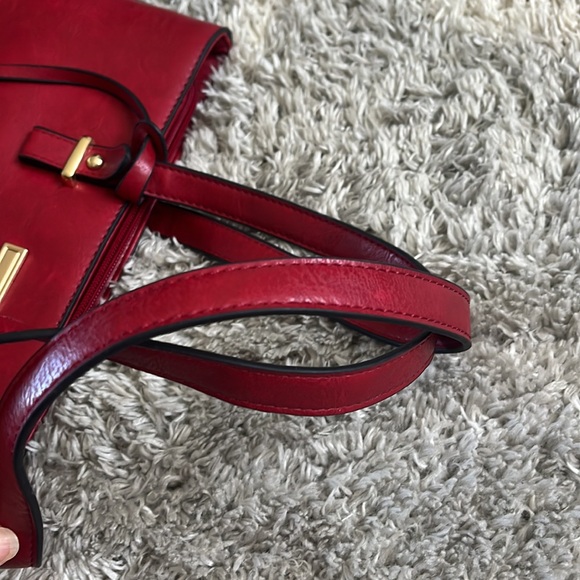 Red Purse - Picture 5 of 8